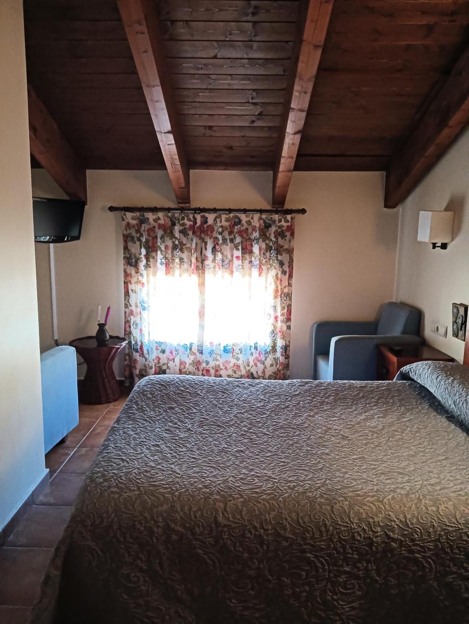 Hostal Sol De La Vega Albarracín Esterno foto